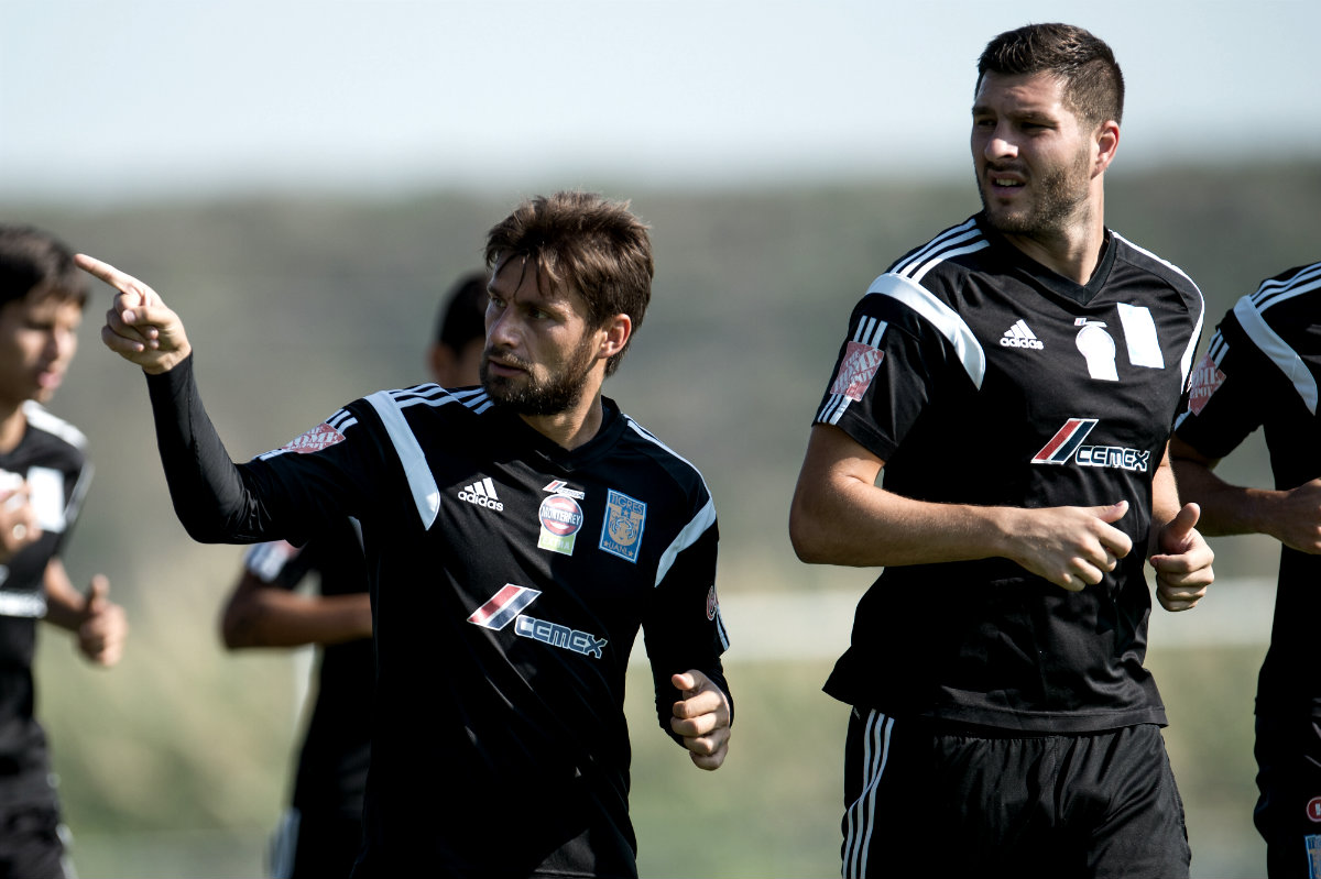 Rafael Sóbis y André-Pierre Gignac