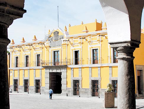 Mayor presupuesto para infraestructura.