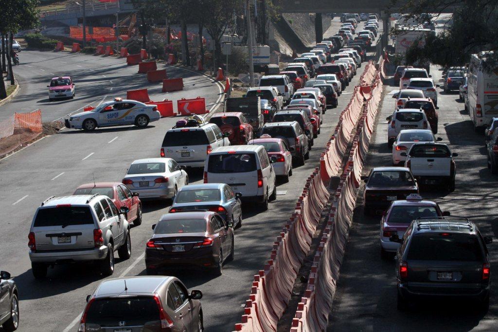 La carretera México-Cuernavaca es donde se reportó la mayor afluencia de automovilistas.