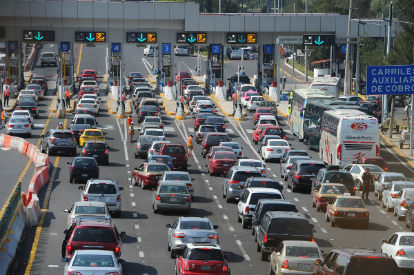 La Policía Federal reiteró a los conductores a verificar las condiciones mecánicas de sus autos.