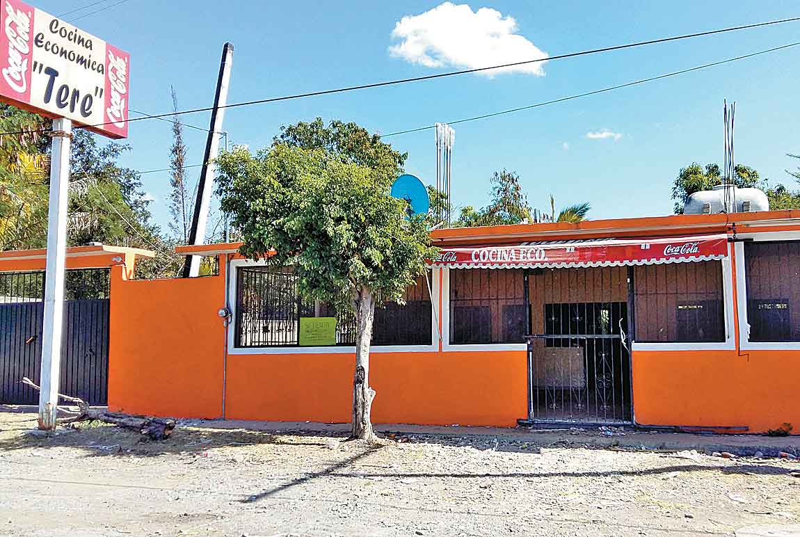 El establecimiento donde fueron ultimados dos hombres y dos mujeres en la comunidad de Sabana Grande.