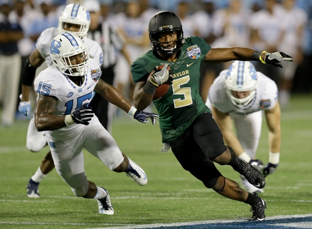 Jhonny Jefferson, de Baylor, fue un dolor de cabeza para Carolina del Norte