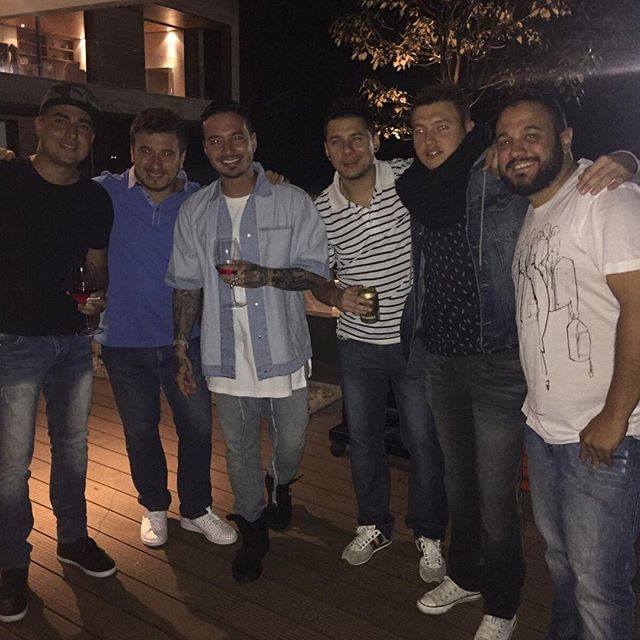 J Balvin se alista para el fin de  2015.