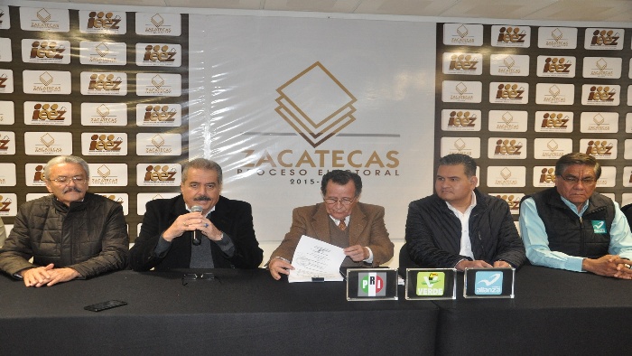 Los representantes de los partidos entregaron el convenio para constituir la coalición "Zacatecas Primero".