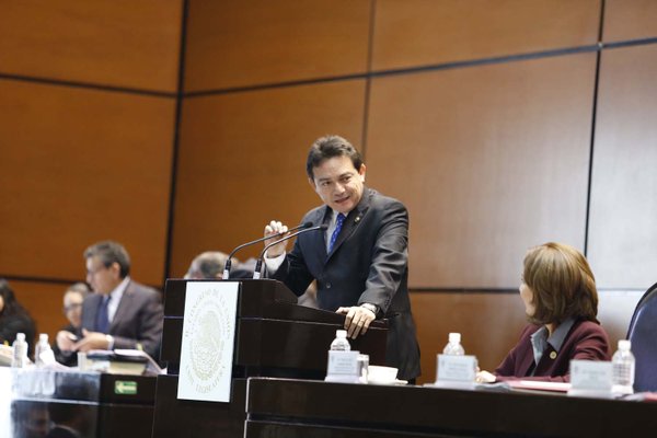 Daniel Ávila Ruiz, senador del PAN. 