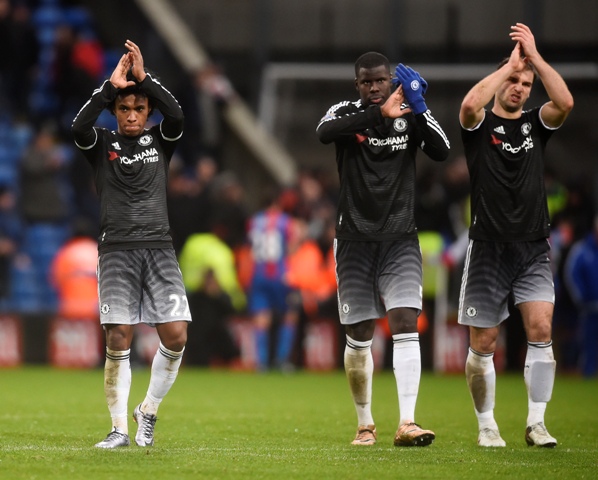 El Chelsea festeja la goleada frente al Crystal Palace