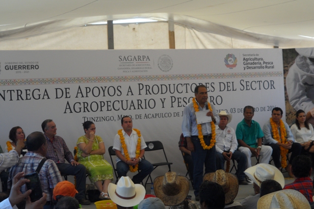 Héctor Astudillo, gobernador de Guerrero.