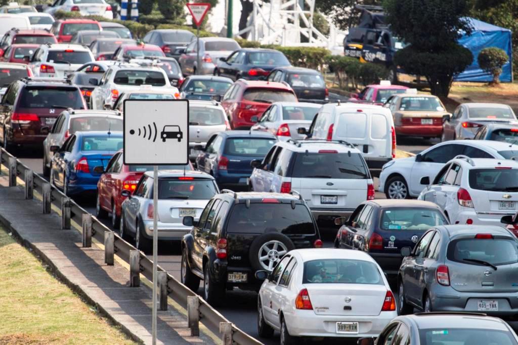 El legislador dijo que es preciso generar convenios con el Edomex e Hidalgo para que conductores con placas de esas entidades sean multados si cometie