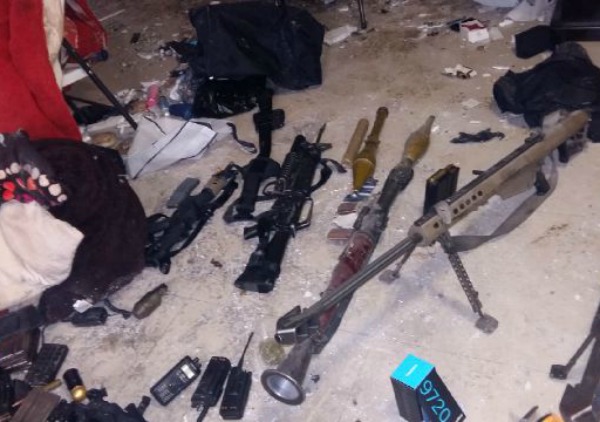 En el operativo, los elementos de la Marina aseguraron 8 armas largas, 1 arma corta, cargadores y municiones.