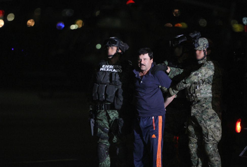 Joaquín Guzmán Loera fue capturado en Los Mochis, por la noche fue trasladado al Altiplano.