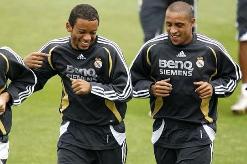 Marcelo y Roberto Carlos coincidieron en el Real Madrid 