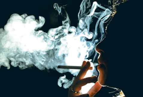 El Plan Integral de Prevención y Control del Cáncer busca reducir 30% el consumo de cigarros para 2025.