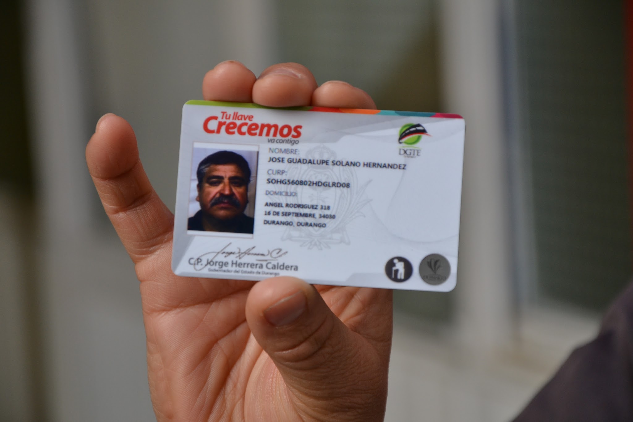 El nuevo formato de la credencial de transporte público en Durango será aceptada como identificación oficial.