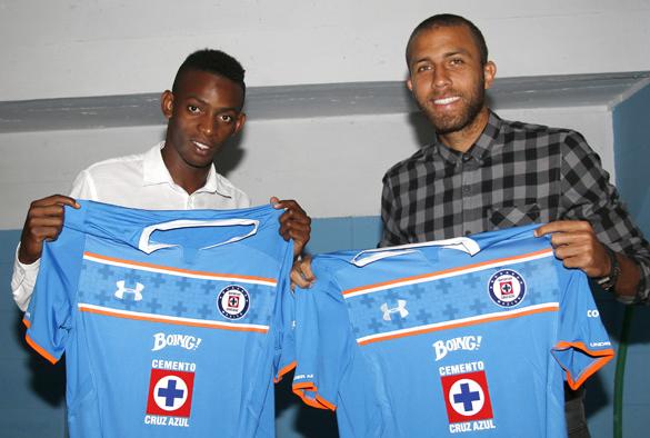 Los cubanos Maykel Reyes y Abel Martínez