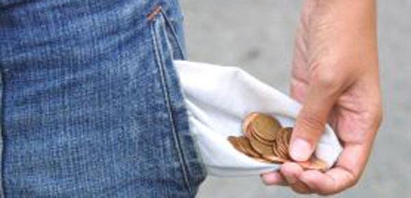 Los trabajadores refieren que es una burla el incremento al salario mínimo.