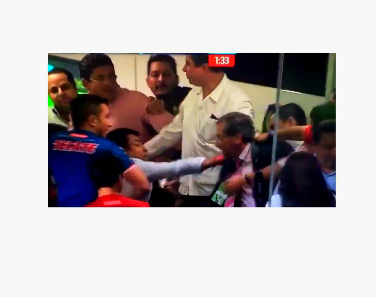 La bronca en el palco donde se encontraba Codesal y Kuri Grajales