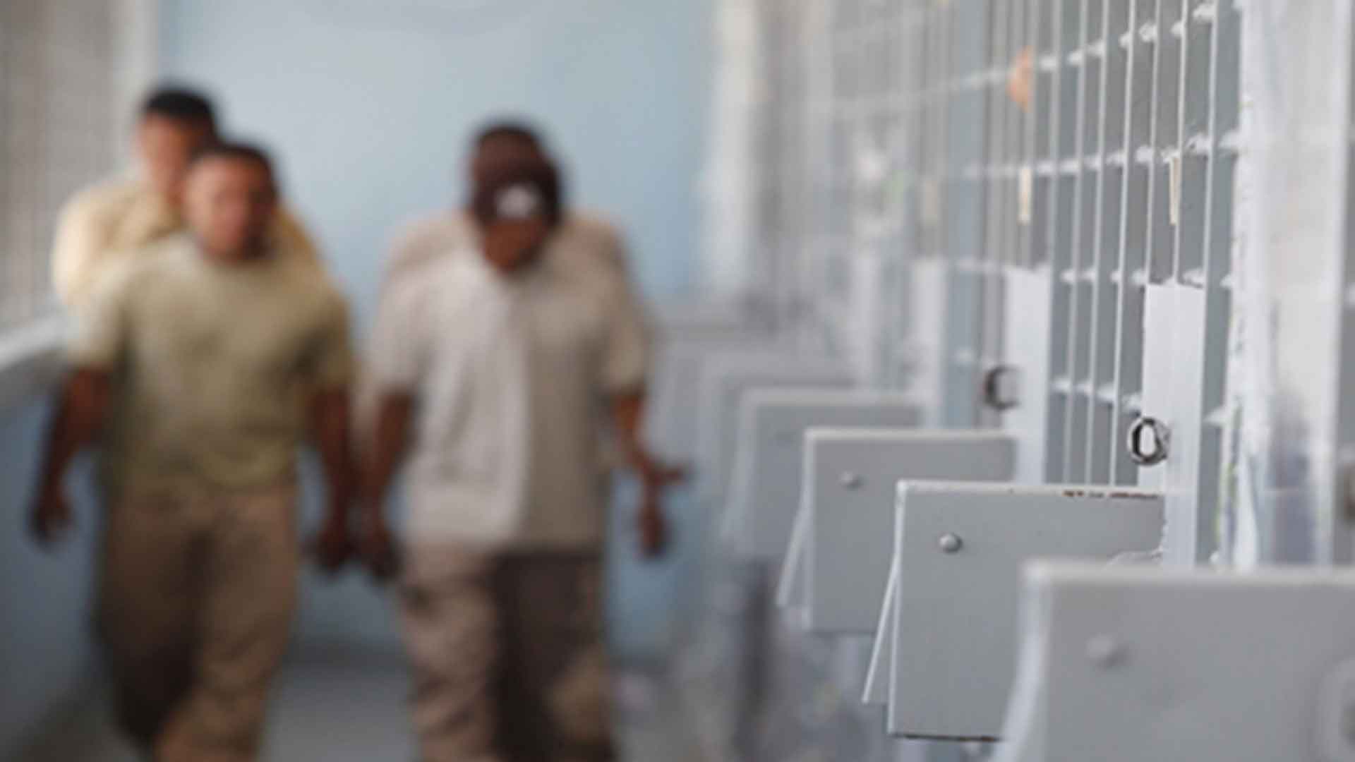 En septiembre de 2015, este medio informó de los negocios millonarios