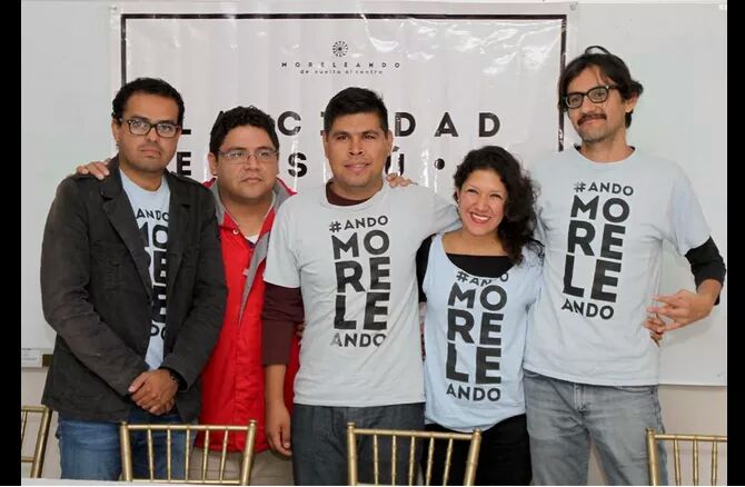 El Colectivo Moreleando de Torreón se unió a la celebración por la detención de Humberto Moreira.
