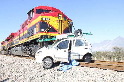 El conductor del tren fue identificado como Moisés Martínez Maldonado, quedó a disposición de las autoridades.