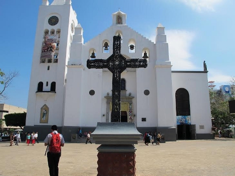 Se prevé que durante el recorrido, el Papa Francisco realice una parada en la Catedral de San Marcos.
