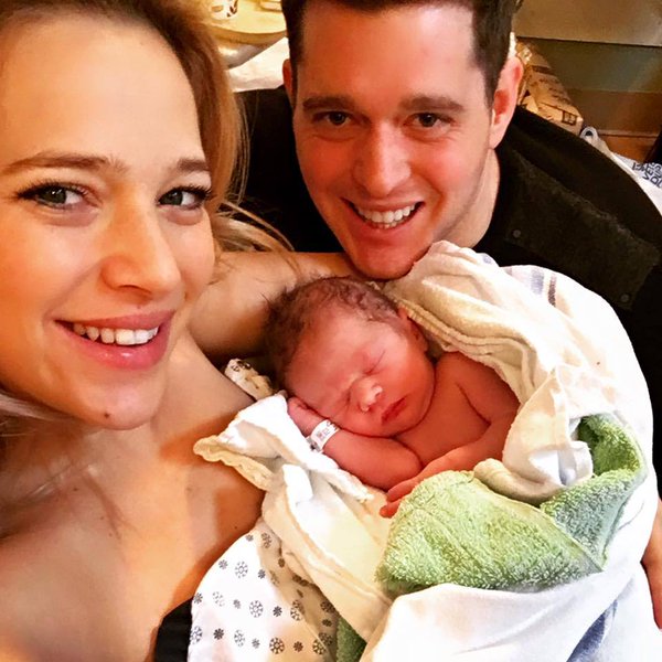 La familia sigue en aumento para el cantante. 