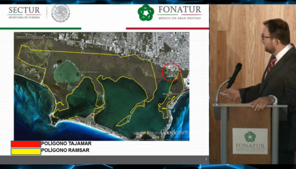 El Fonatur explicó la cronología del proyecto en Tajamar. La foto muestra en rojo la zona del manglar y en amarillo las zonas protegidas.