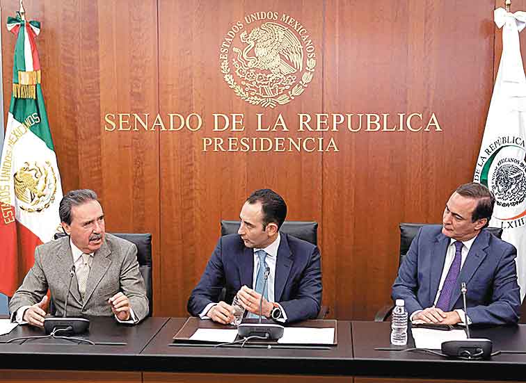 Emilio Gamboa, Roberto Gil y Juan Pablo Castañón.
