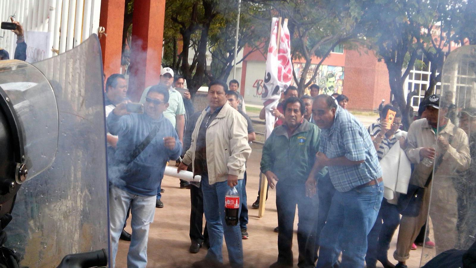 Los sindicalizados fueron desalojados por la policía.