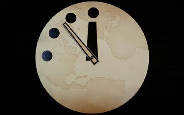 El Reloj del Apocalipsis toma en cuenta varios factores para determinar cuándo será el fin del mundo 