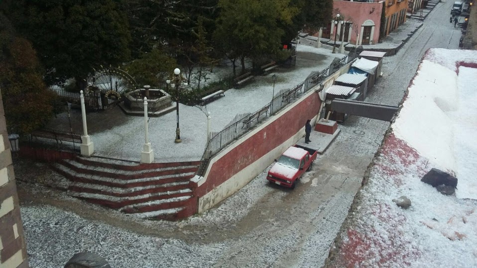 Espectáculo invernal en Real de Catorce.