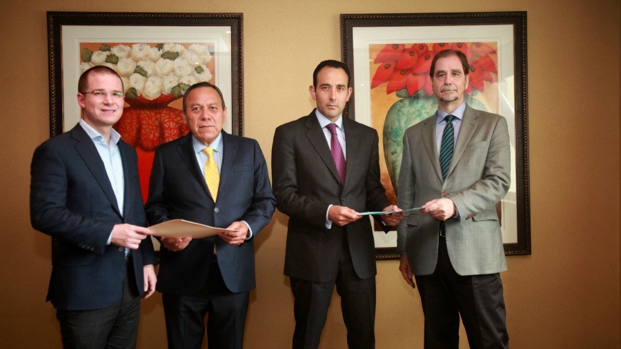 Los líderes del PAN y el PRD firmaron la solicitud para que la Comisión Bicameral de Seguridad Nacional expida un protocolo para evitar la infiltració