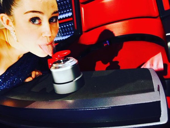 Miley Cyrus así anunció su participación. 