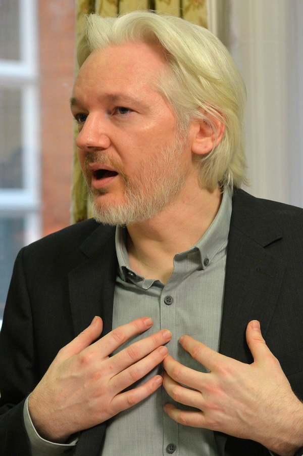 Julian Assange, fundador de Wikileaks, bajo la protección de la embajada de Ecuador desde 2012 
