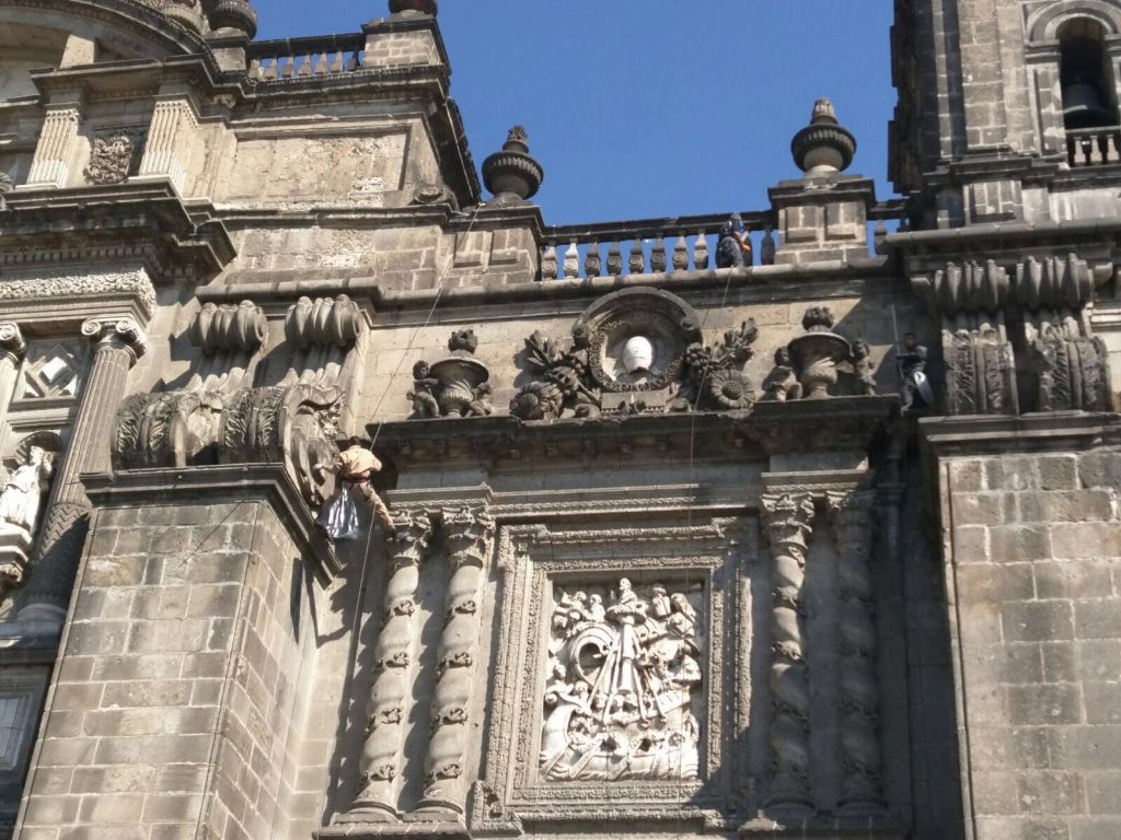 Los trabajos de mantenimiento en la Catedral empezaron el 28 de enero y han sido supervisados por la Secretaría de Cultura, 