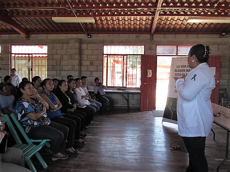 La información se traduce a las 12 lenguas indígenas que oficialmente están reconocidas en Chiapas.
