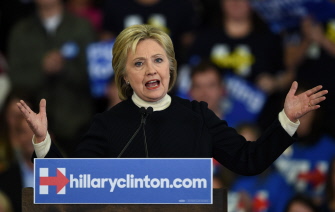 Hillary Clinton mostró en la noche de su derrota en New Hampshire su firme voluntad de seguir en la lucha en todo el país