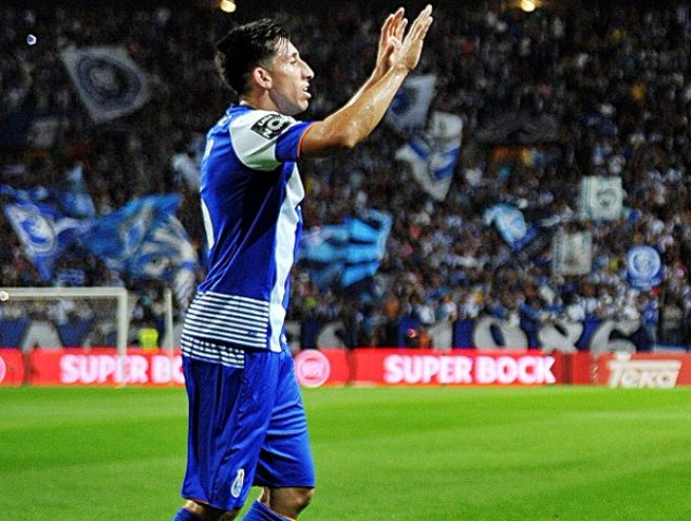 Héctor Herrera marcó en el Clásico de Portugal