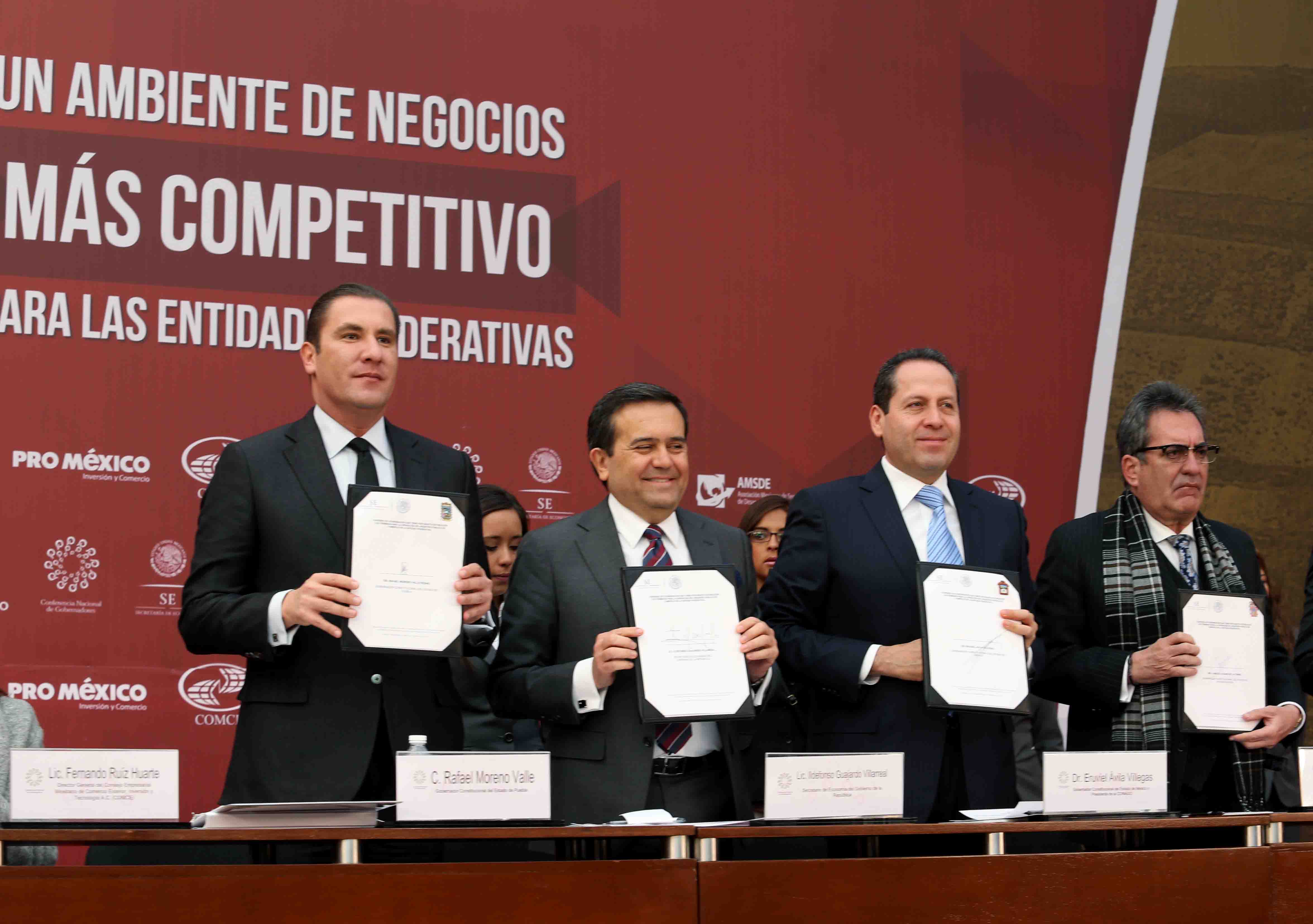 El gobernador de Puebla. 