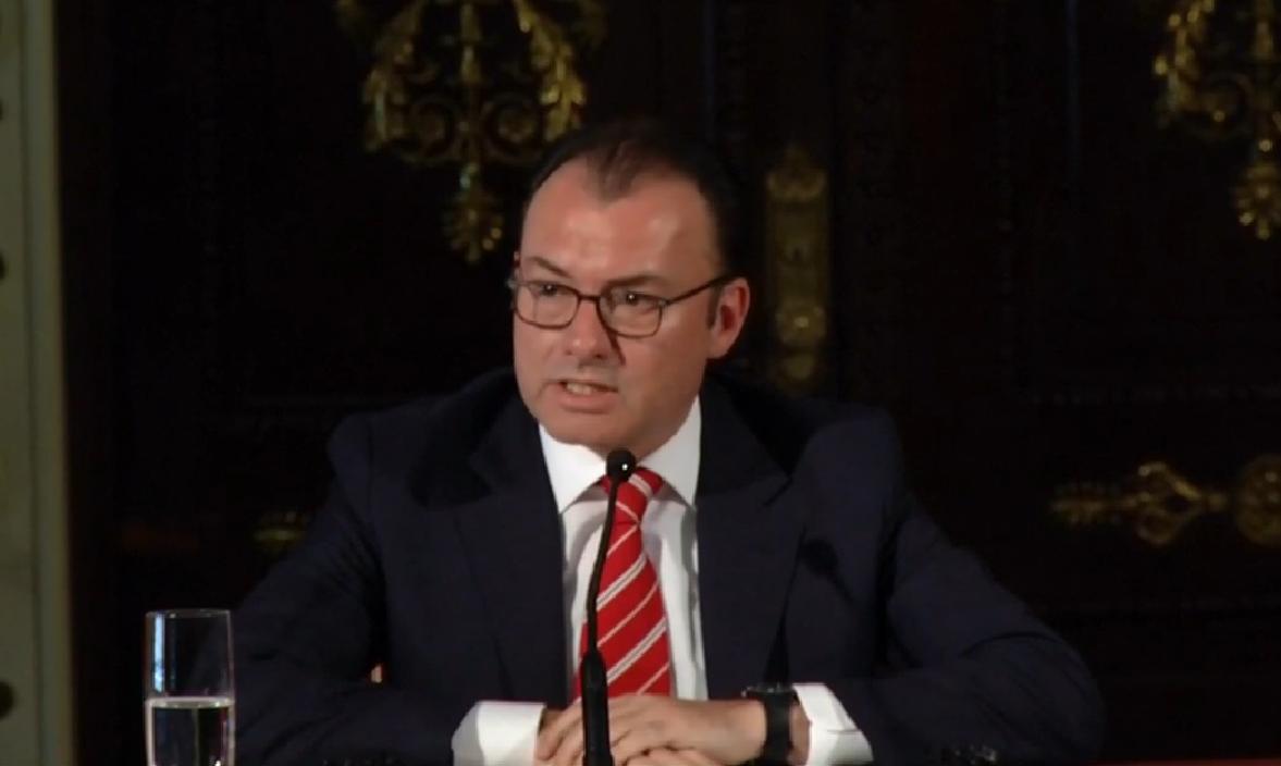 El secretario de Hacienda, Luis Videgaray, anunció el recorte al gasto público.