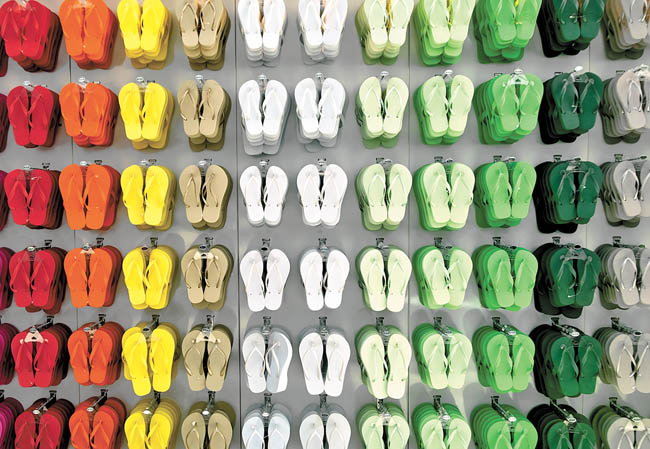 Alpargatas, la tradicional empresa de calzado ligero, cambiará de dueño por 716 mdd. 