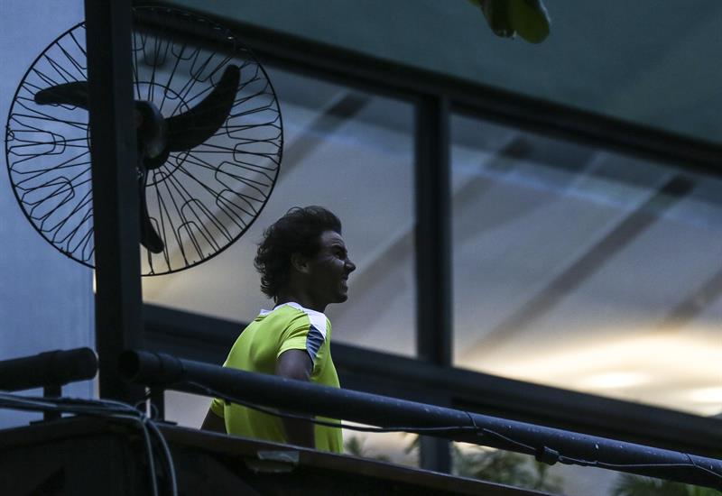 Nadal pasa a 'semis' en Río sin jugar