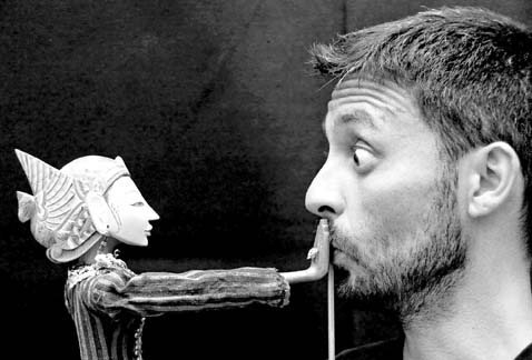 Por lo pronto, los títeres siguen presos…