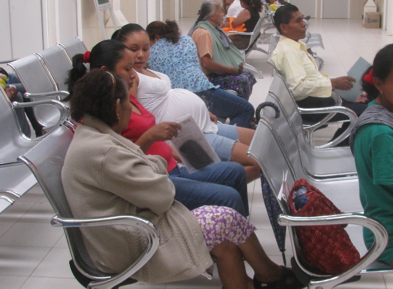 En los Centros de Salud repartirán los repelentes.