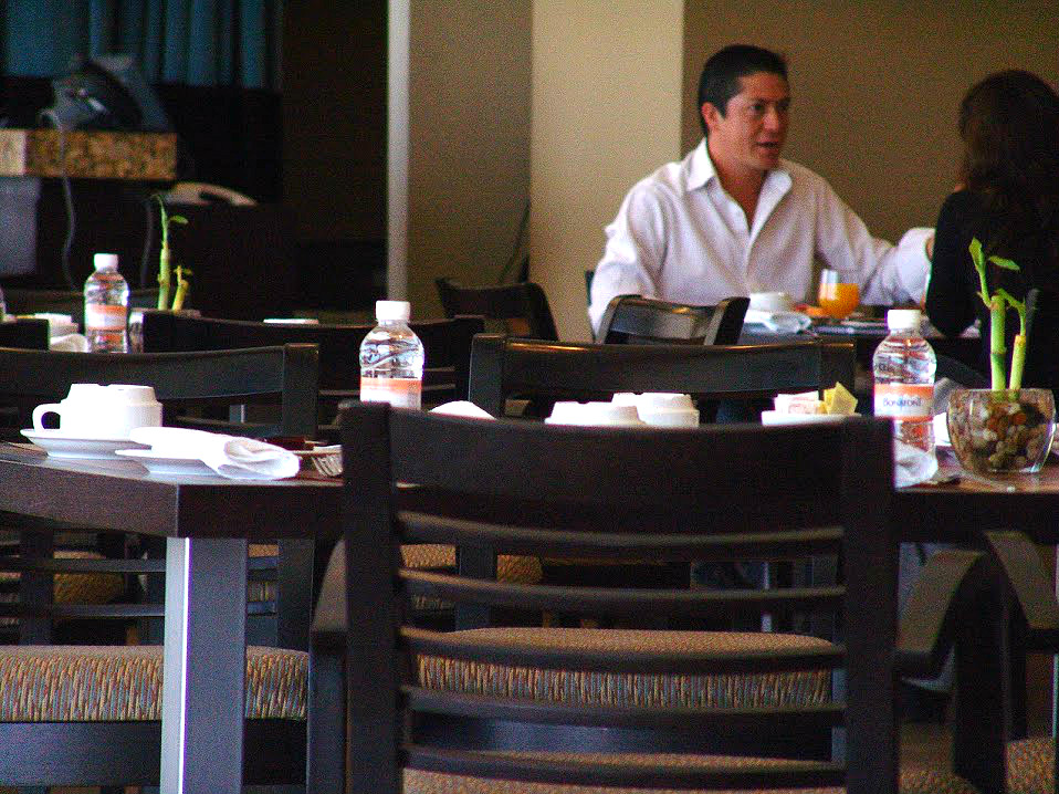 El presidente de la Canirac en Durango informó que algunos restaurantes aumentaron el costo de sus platillos un 10%.