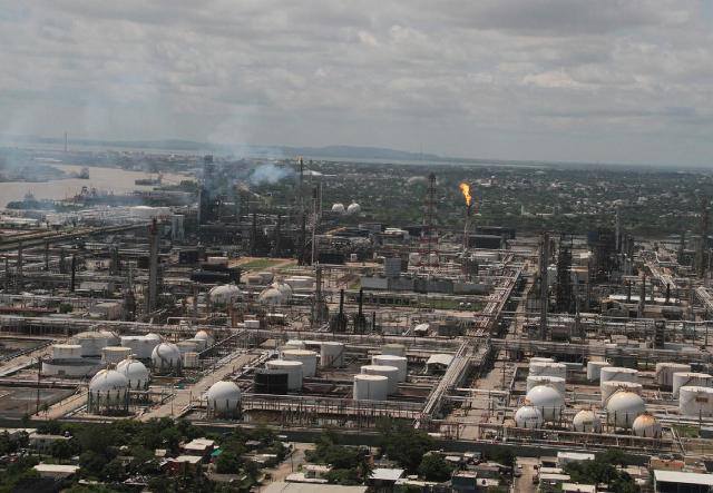 El organismo fiscalizador vuelve a encontrar incumplimientos normativos en la Refinería Francisco I. Madero, de acuerdo con su última revisión de mane