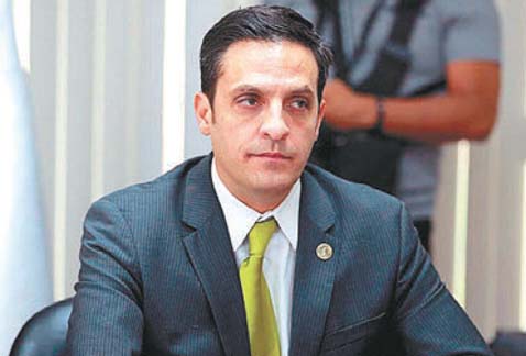 Los priistas rechazarán el plan si no cumple con bajar la burocracia. 