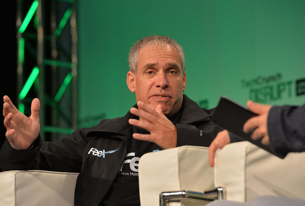 El empresario israelita participa como presidente o consejero en nuevas empresas que prometen el  mismo éxito que tuvo Waze. Una es Feex que quiere qu