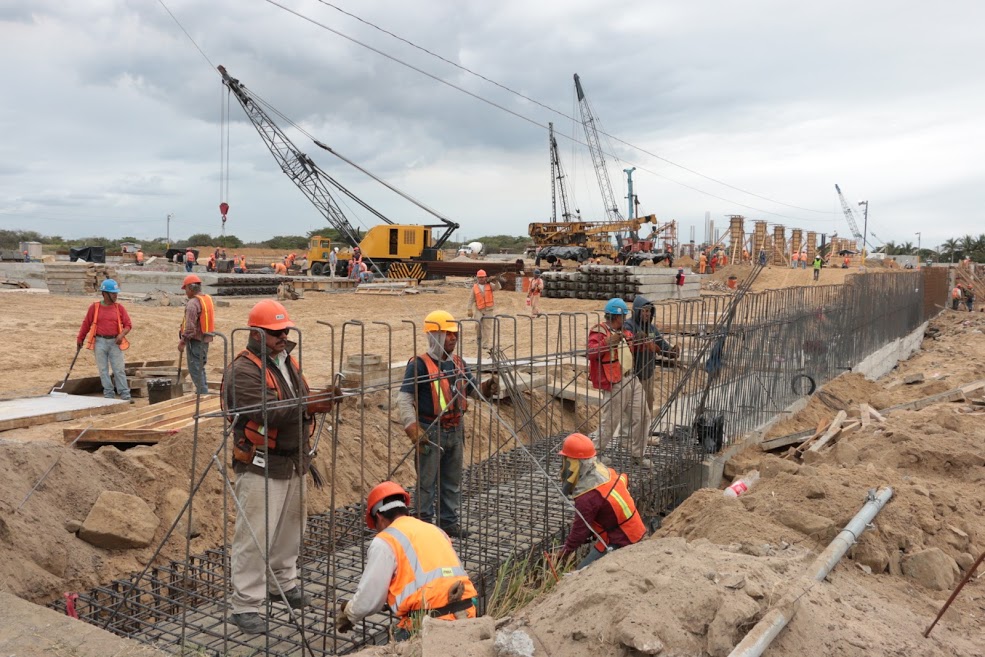Obra negra de la construcción del nuevo hospital de Ciudad Madero.