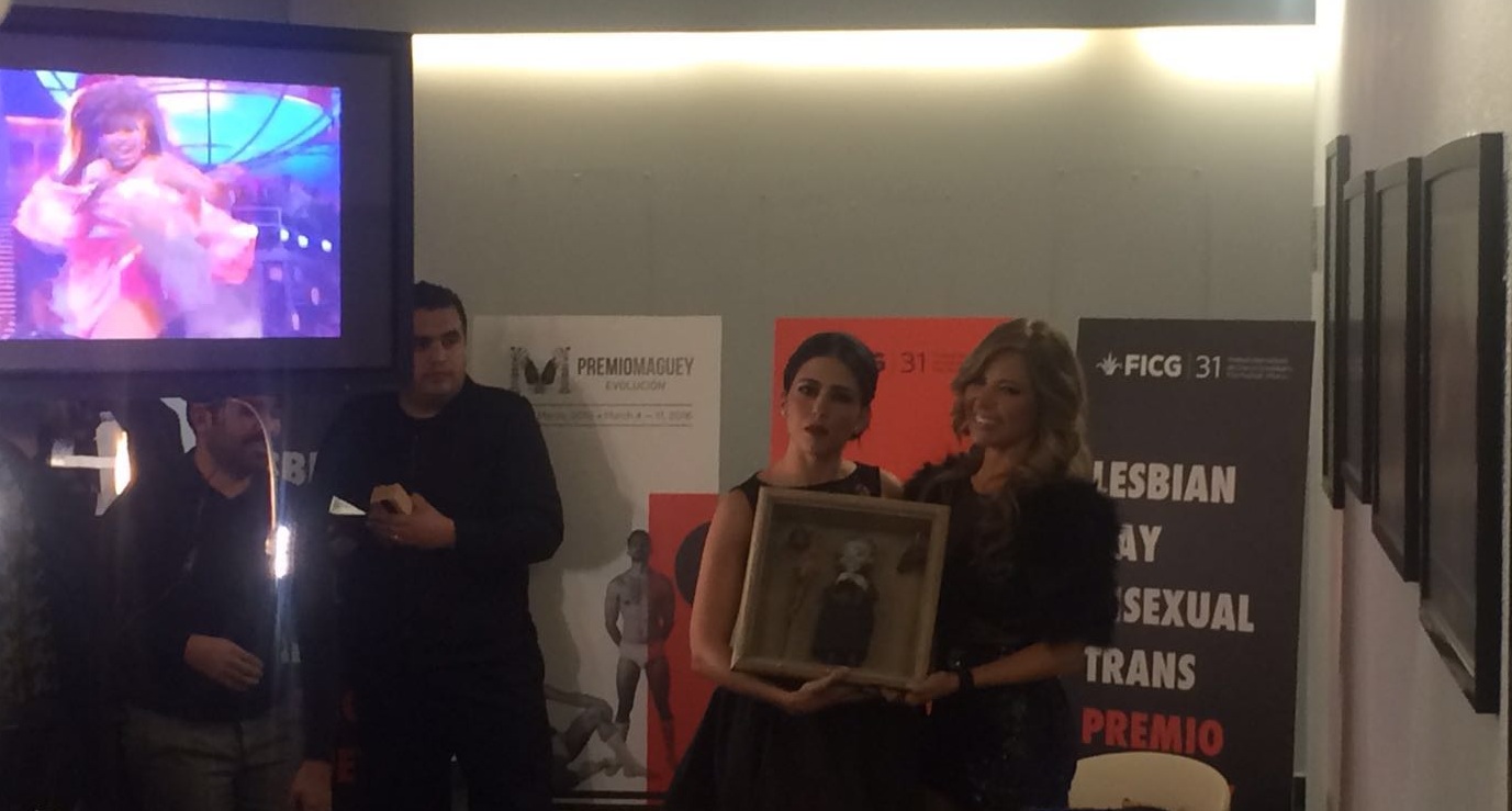 La cantante y compositora, Gloria Trevi, recibió el premio Maguey Diva Icon