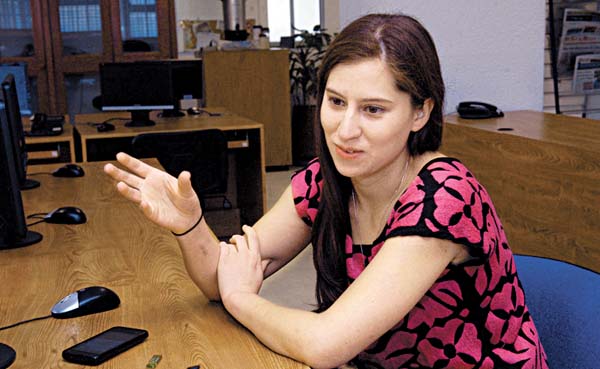 Edali Yareni Murillo, ex alumna de la máxima casa de estudios.